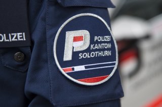 La police soleuroise était mobilisée à Breitenbach SO samedi matin. (photo symbole) KEYSTONE/PETER SCHNEIDER